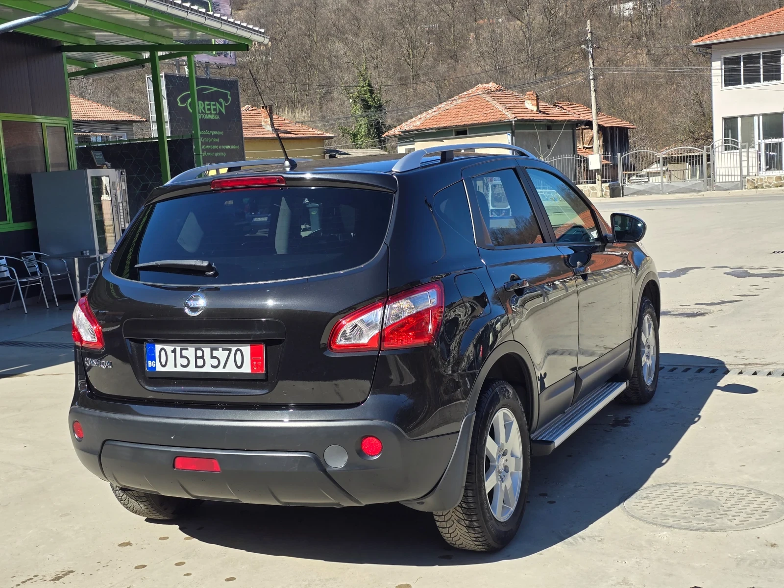 Nissan Qashqai 2.0i 141 к.с. ШВЕЙЦАРИЯ , снимка 5 - Автомобили и джипове - 53801134