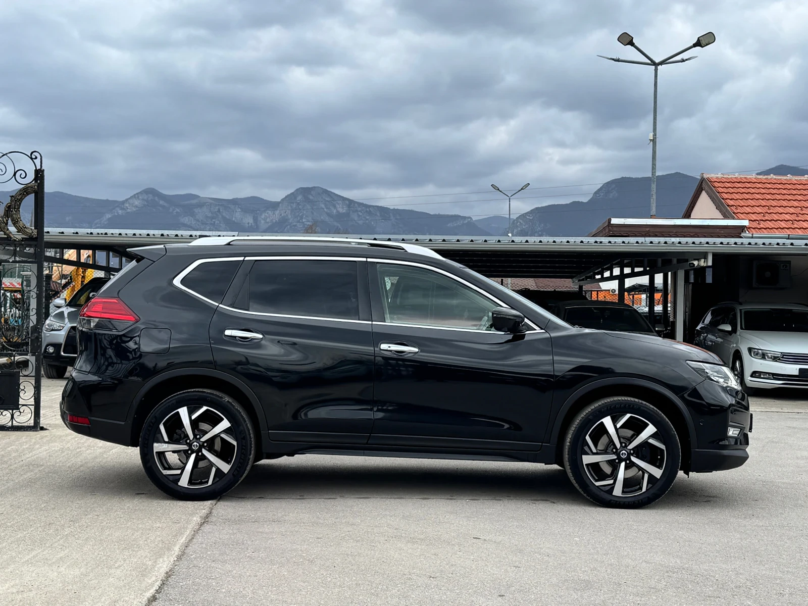 Nissan X-trail 2.0DCI 4х4 Aвтомат Панорама, снимка 6 - Автомобили и джипове - 53906587