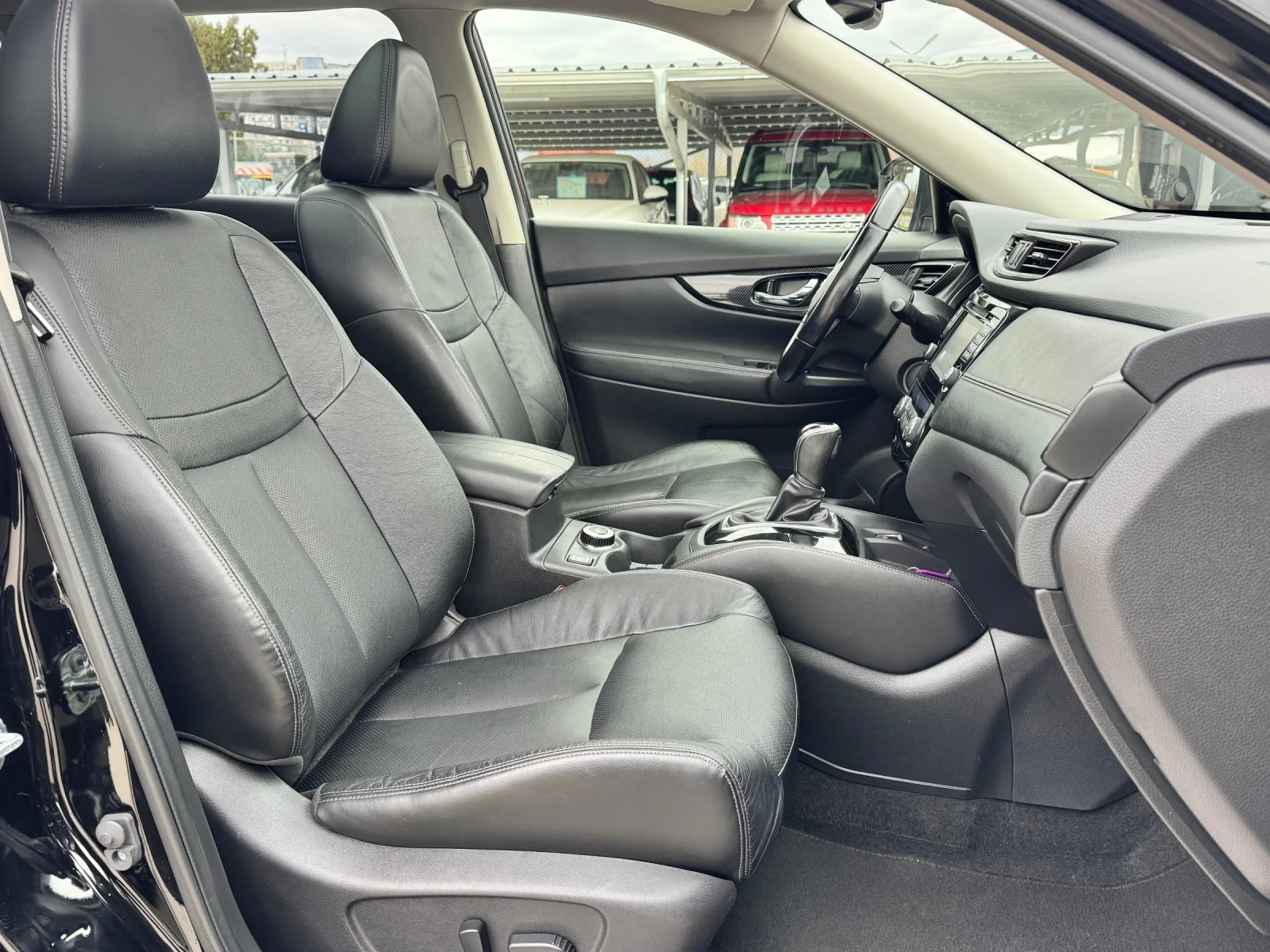 Nissan X-trail 2.0DCI 4х4 Aвтомат Панорама, снимка 15 - Автомобили и джипове - 53906587