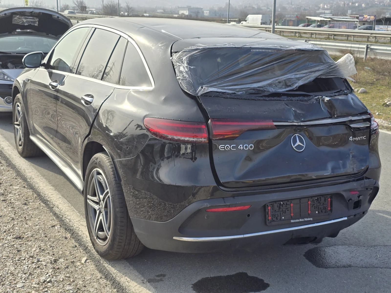 Mercedes-Benz EQC 400/AMG/4Matick/35000KM, снимка 6 - Автомобили и джипове - 54063091