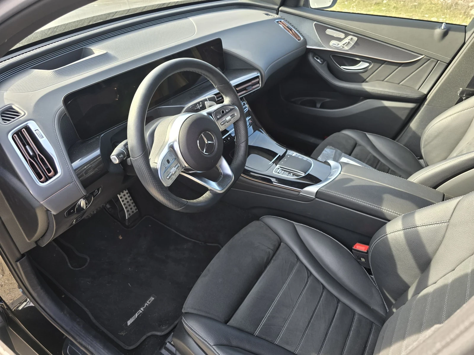 Mercedes-Benz EQC 400/AMG/4Matick/35000KM, снимка 7 - Автомобили и джипове - 54063091