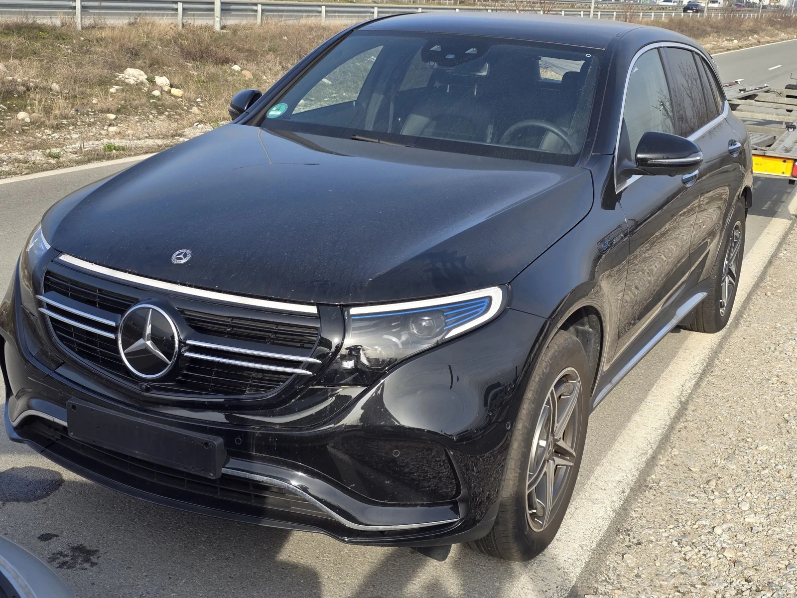 Mercedes-Benz EQC 400/AMG/4Matick/35000KM, снимка 4 - Автомобили и джипове - 54063091