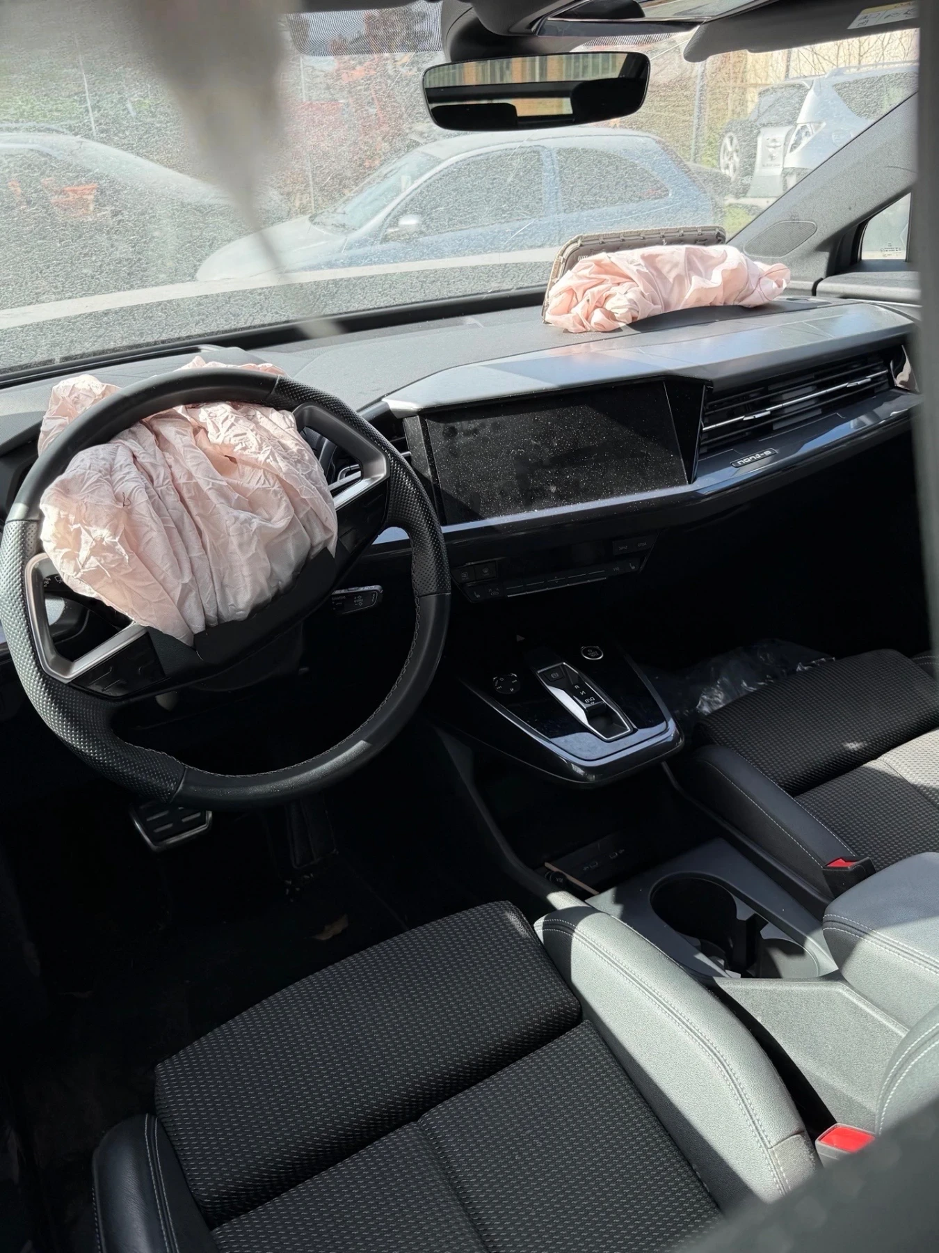 Audi Q4 35 etron 55kw 170кс, снимка 12 - Автомобили и джипове - 54221633