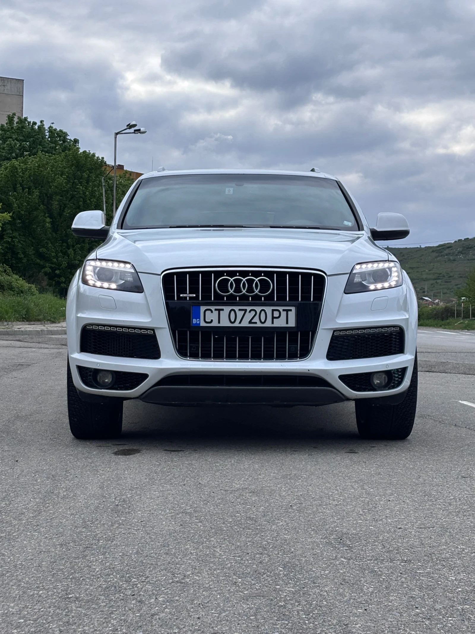 Audi Q7 S-Line 7-seats FULL