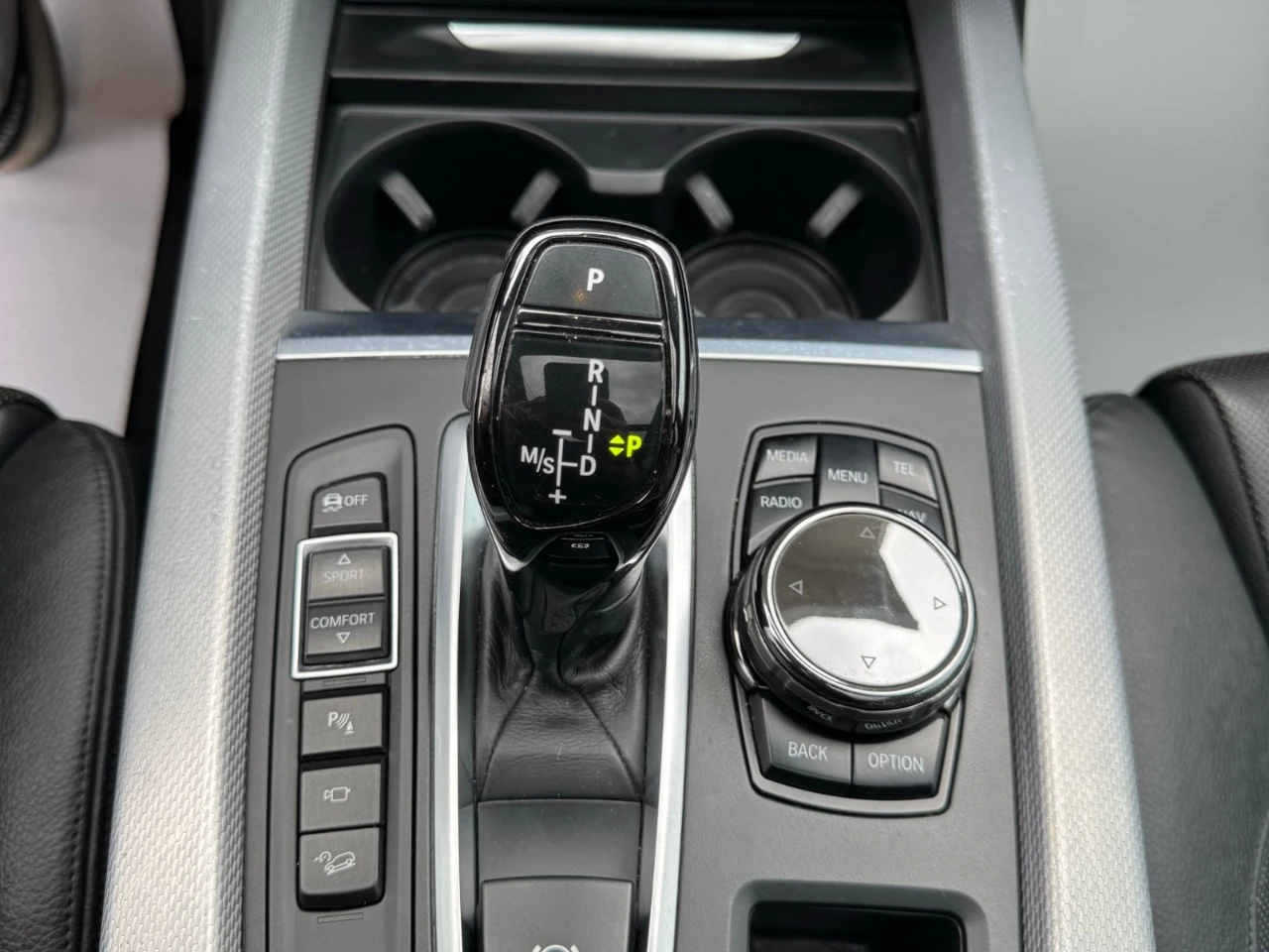 BMW X5 * X50i* HeadUp* AвтоКредит* (ЦЕНА ДО БГ), снимка 14 - Автомобили и джипове - 54439382