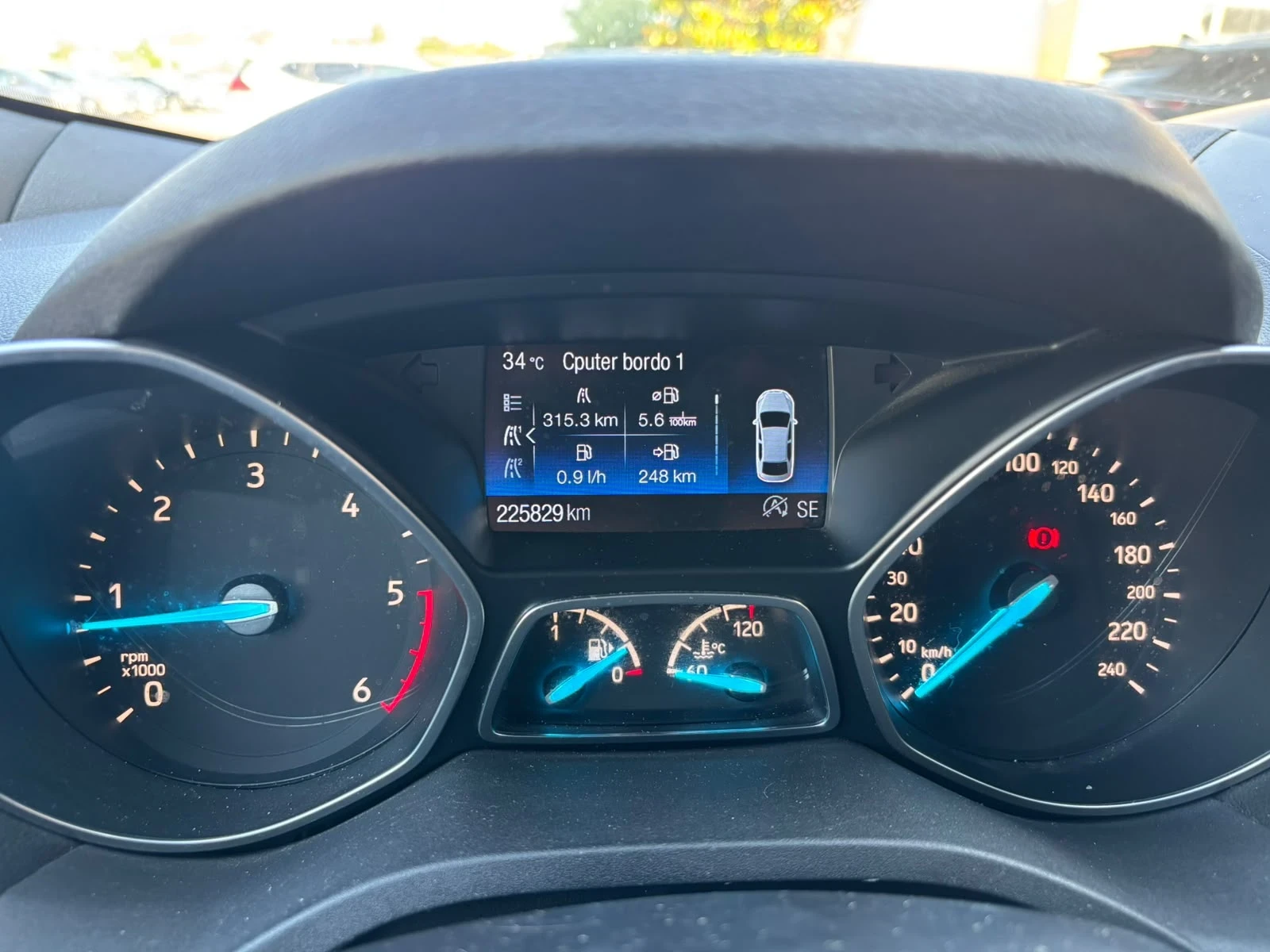 Ford Kuga 1.5 D 120 к.с. ST LINE EURO 6C 10.2019г., снимка 9 - Автомобили и джипове - 54783523