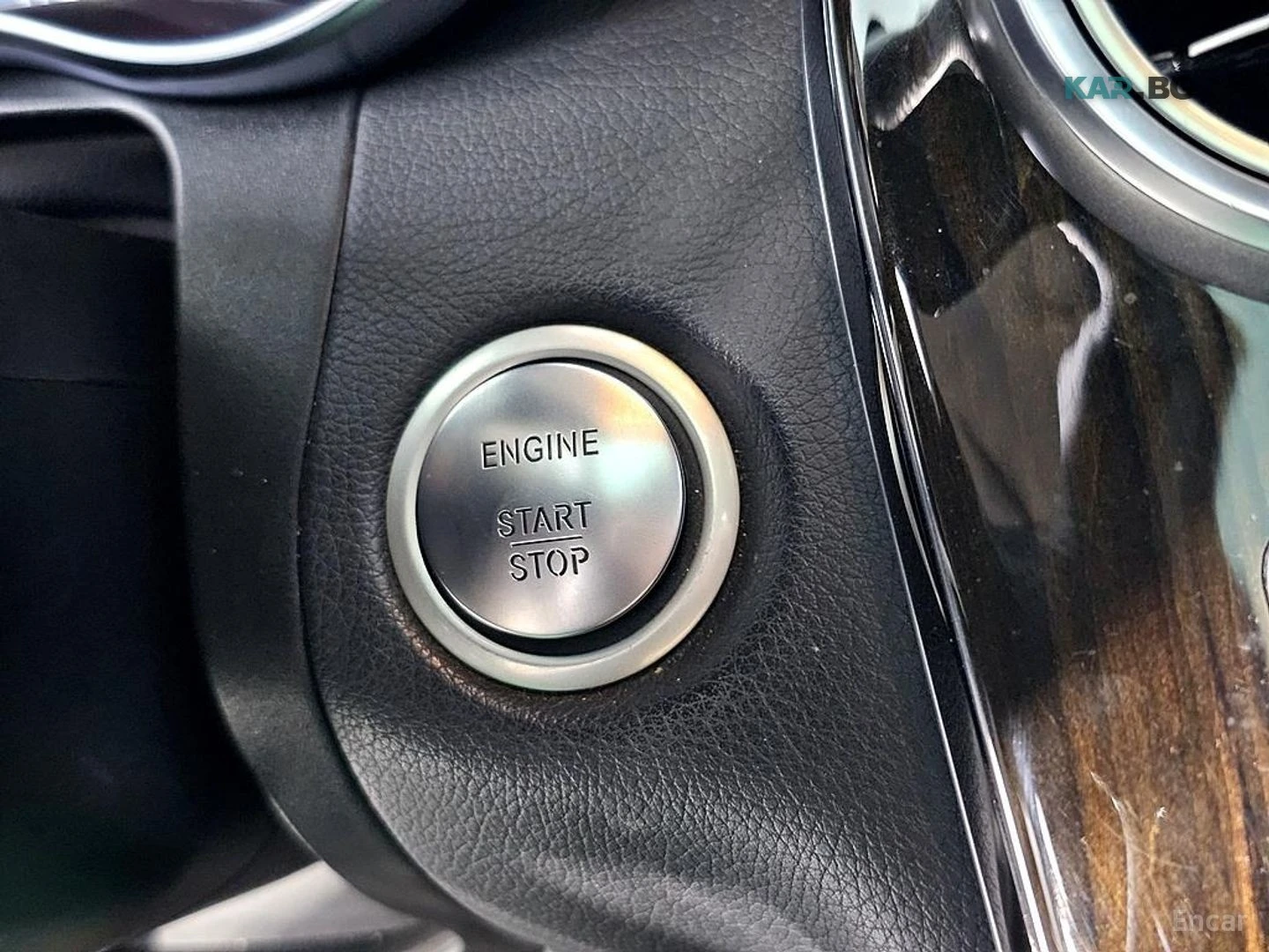 Mercedes-Benz GLC 4MATIC* ПАНО* КОЖА* ПОДГРЕВ* , снимка 14 - Автомобили и джипове - 54858566