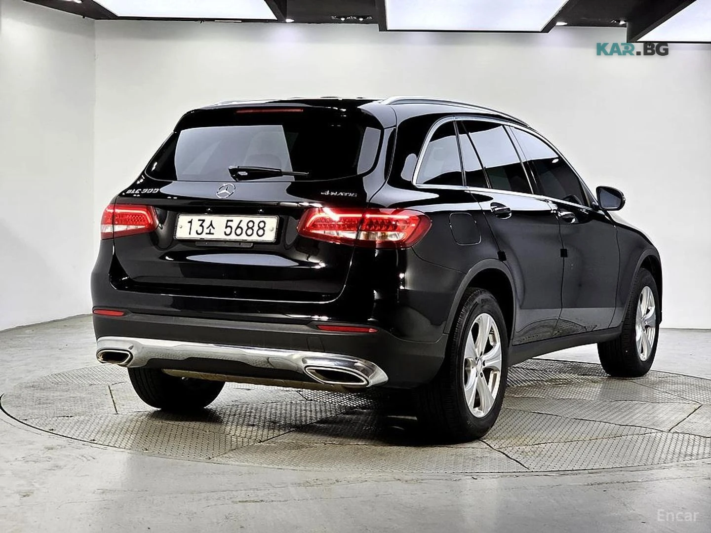 Mercedes-Benz GLC 4MATIC* ПАНО* КОЖА* ПОДГРЕВ* , снимка 4 - Автомобили и джипове - 54858566
