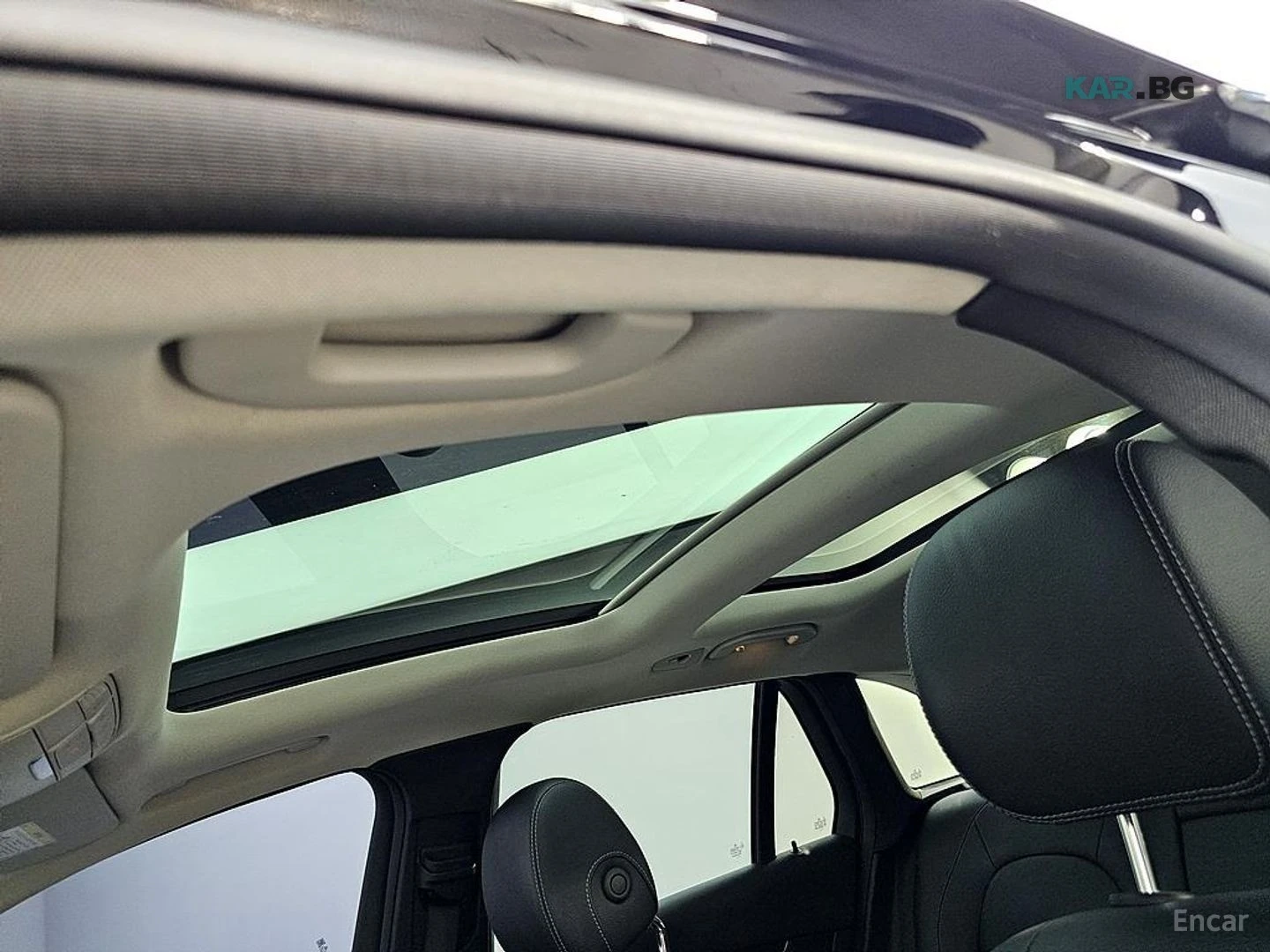 Mercedes-Benz GLC 4MATIC* ПАНО* КОЖА* ПОДГРЕВ* , снимка 12 - Автомобили и джипове - 54858566
