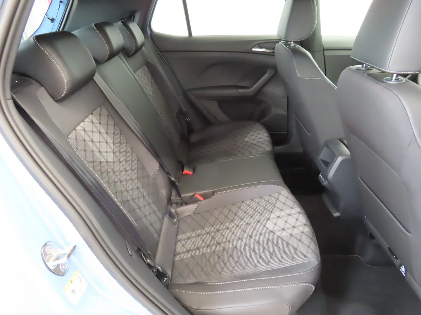 VW T-Cross | Mobile.bg � ����������� 8