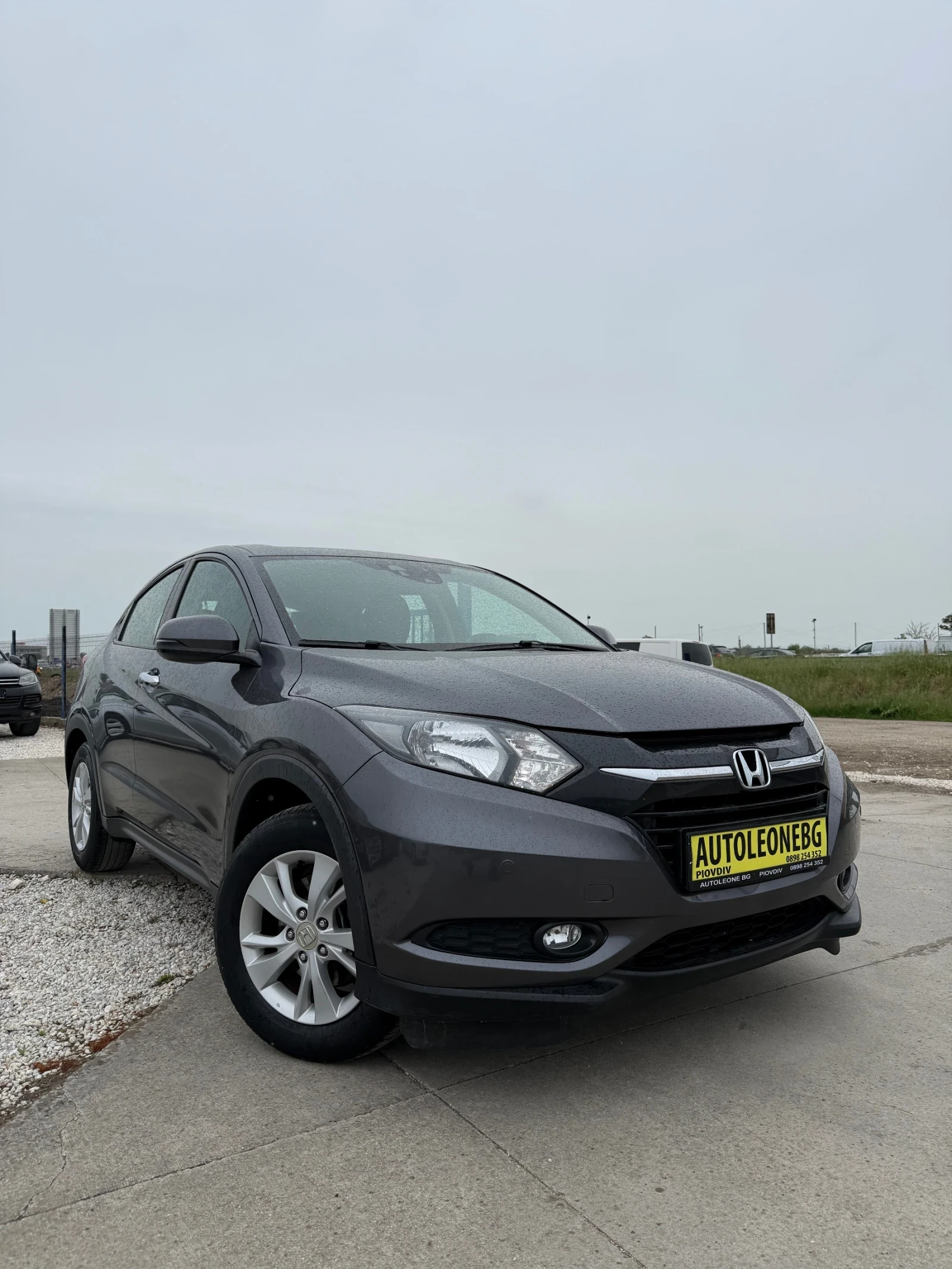 Honda Hr-v 1.6 i-Dtec, снимка 3 - Автомобили и джипове - 55914256