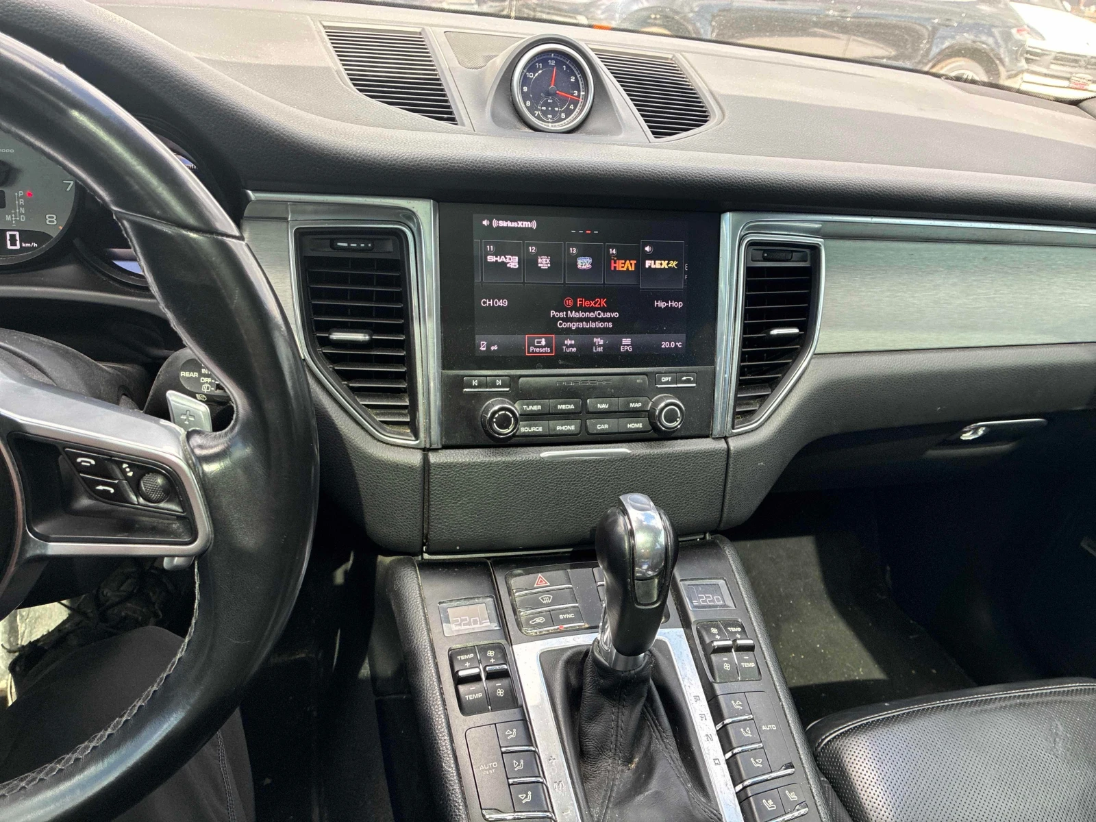 Porsche Macan  S / CARFAX / ОБДУХВАНЕ / АВТОКРЕДИТ , снимка 9 - Автомобили и джипове - 56098608