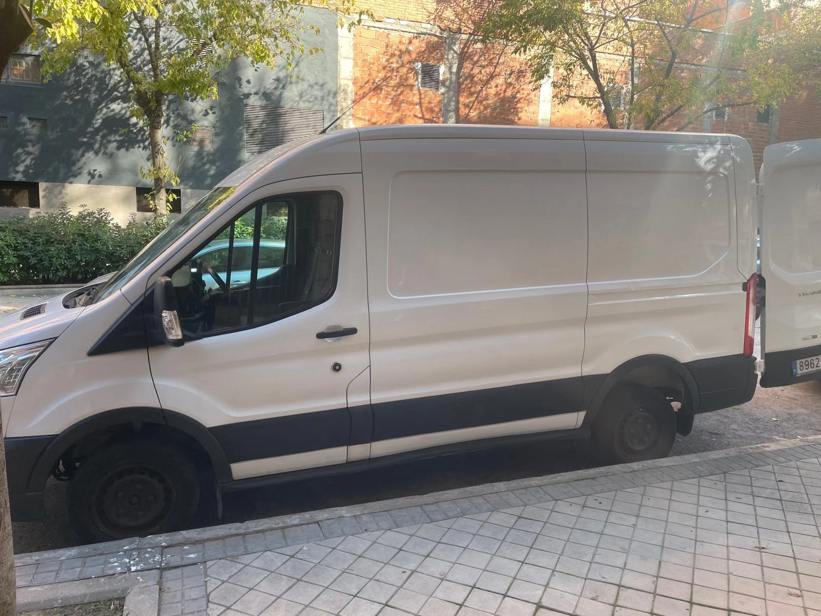 Ford Transit 2.0 diesel ecoblue hybrid  - изображение 5