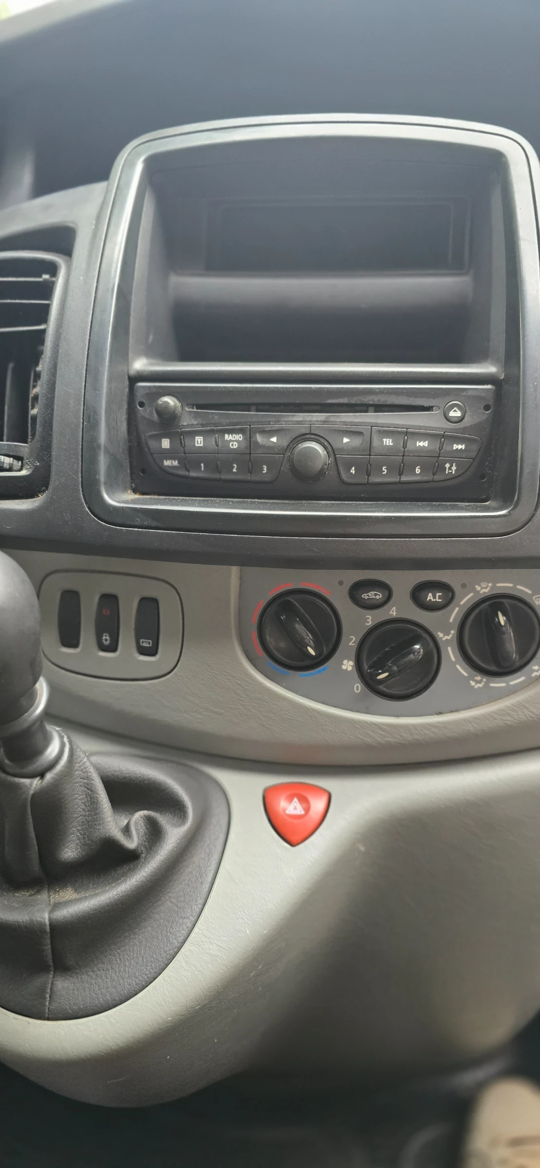 Nissan Primastar  - изображение 10