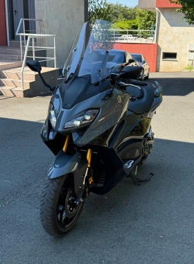  Yamaha T-max