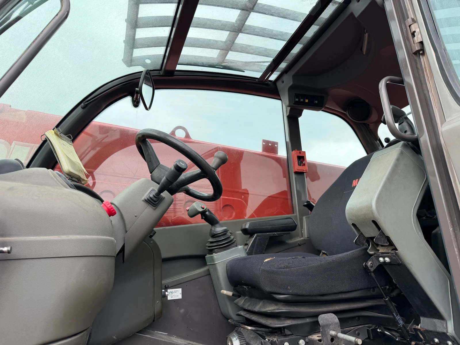 Телескопични товарачи Manitou MRT 2150+ С 2 БРОЯ УРЕДИ ЛИЗИНГ - изображение 8