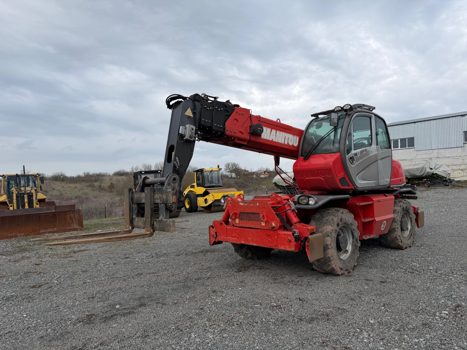 Телескопични товарачи Manitou MRT 2150+ С 2 БРОЯ УРЕДИ ЛИЗИНГ - изображение 3