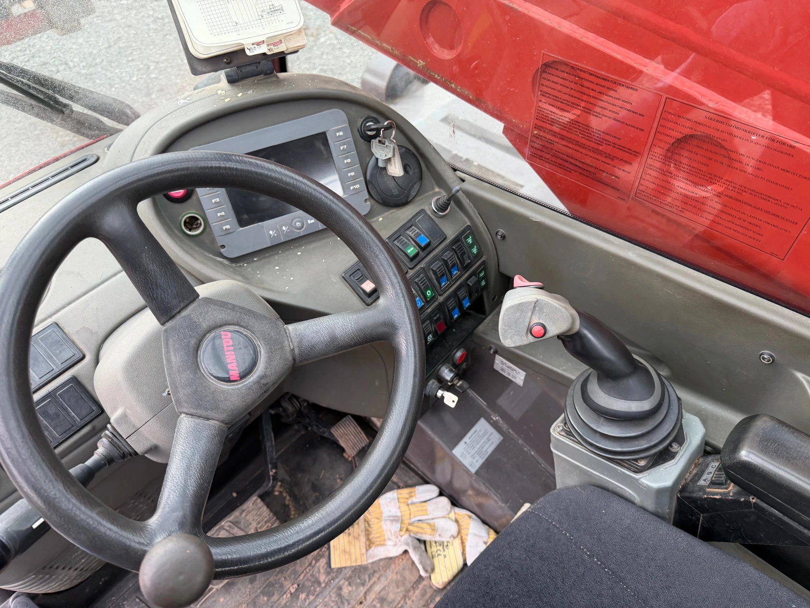 Телескопични товарачи Manitou MRT 2150+ С 2 БРОЯ УРЕДИ ЛИЗИНГ - изображение 10