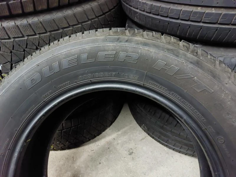 Гуми Летни 225/65R17, снимка 7 - Гуми и джанти - 36288149