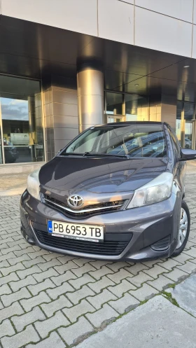 Toyota Yaris 1.0 бензин, снимка 3