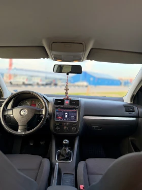 VW Golf 2.0 TDI 140 коня , снимка 12