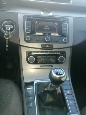 VW Passat 1.6, снимка 13