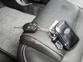 Ford Mustang 3.7 K Automatic, снимка 16