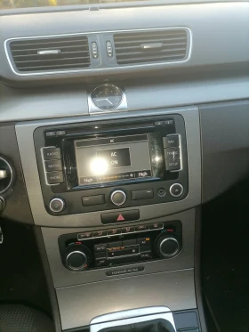 VW Passat 1.6 - 5800 € / 11343.81 лв. - 57892064 15