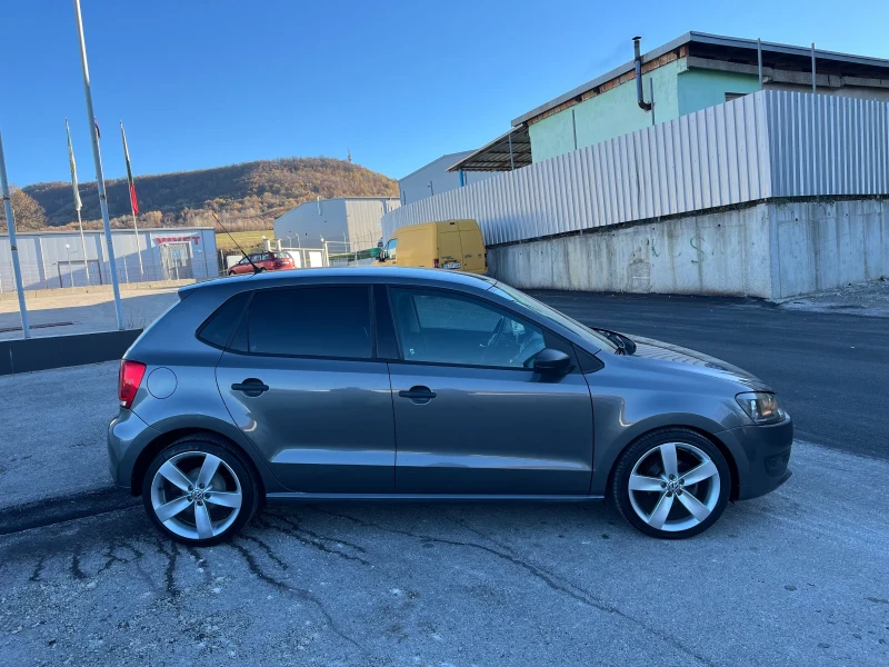 VW Polo 1.6TDI 75hp * Реални км!, снимка 6 - Автомобили и джипове - 48092098