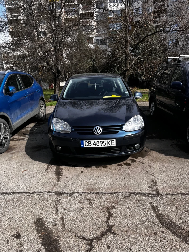 VW Golf, снимка 1 - Автомобили и джипове - 49597865