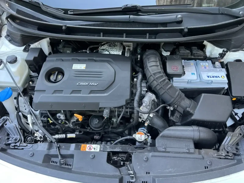 Hyundai I30 1, 6 D, снимка 16 - Автомобили и джипове - 51055031