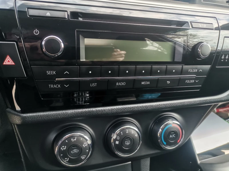 Toyota Corolla 1.33 benzin-100ps., снимка 11 - Автомобили и джипове - 51963275