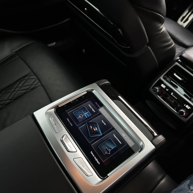 BMW 740 xDrive* МАСАЖ* ЗАВИВАЩ ЗАДЕН МОСТ* ОБДУХВАНЕ* ПОДГ, снимка 11 - Автомобили и джипове - 52456747