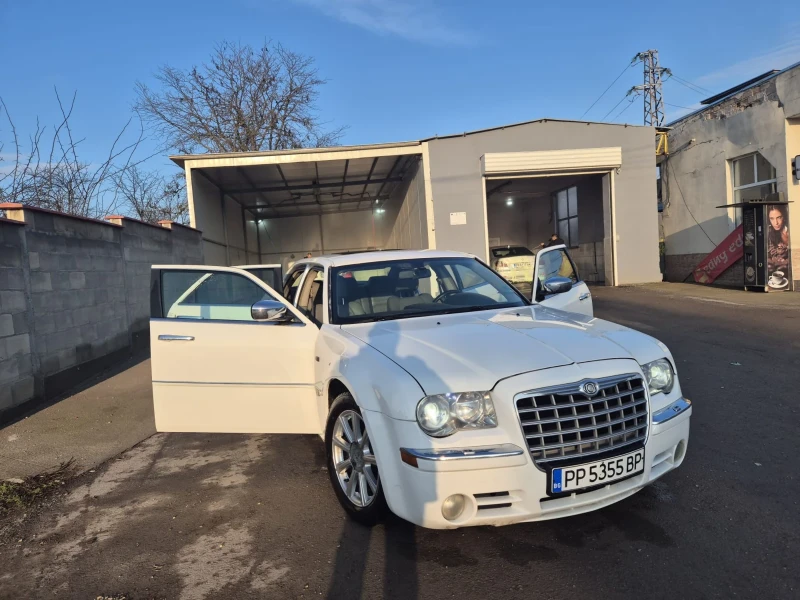 Chrysler 300c, снимка 6 - Автомобили и джипове - 53477489