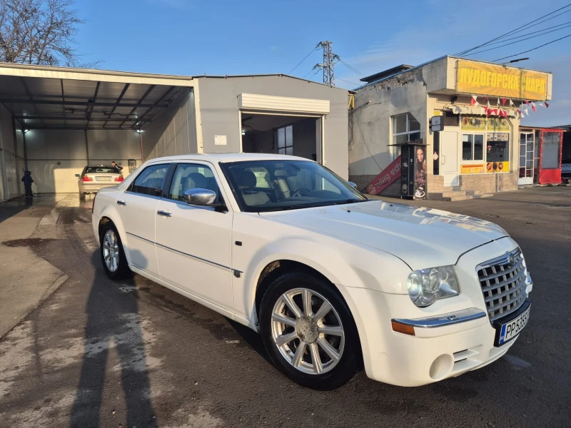 Chrysler 300c, снимка 2 - Автомобили и джипове - 53477489