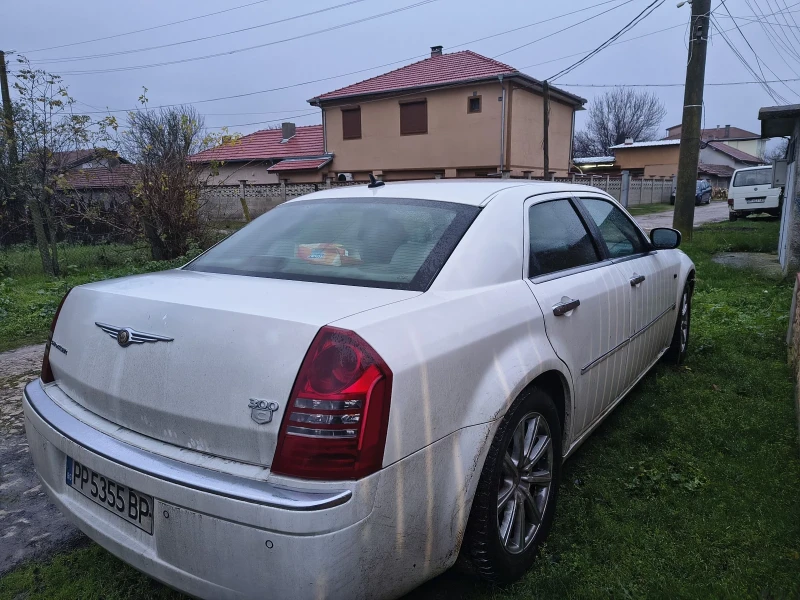 Chrysler 300c, снимка 2 - Автомобили и джипове - 52515172