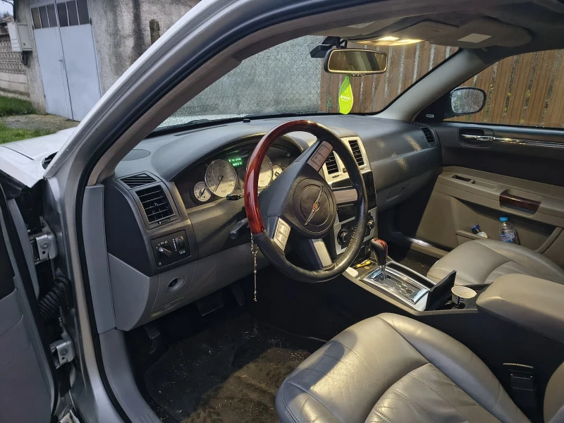 Chrysler 300c, снимка 4 - Автомобили и джипове - 52515172