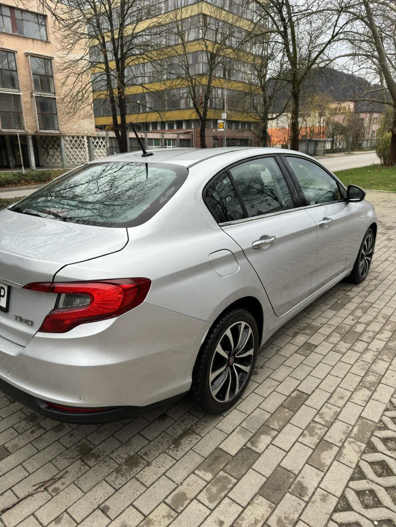 Fiat Tipo 1.6 M-JET, снимка 3 - Автомобили и джипове - 52592517
