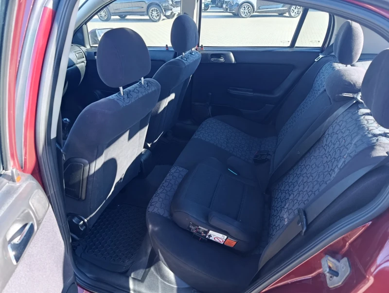 Opel Astra, снимка 14 - Автомобили и джипове - 53110399