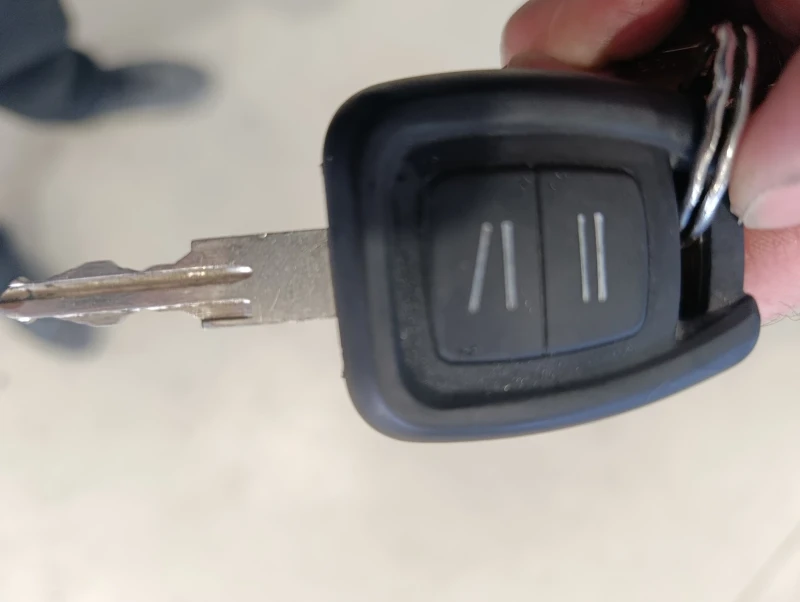 Opel Astra, снимка 16 - Автомобили и джипове - 53110399