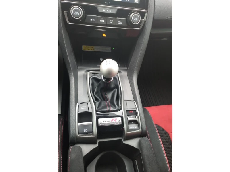 Honda Civic Manual  CARFAX, снимка 14 - Автомобили и джипове - 53180970