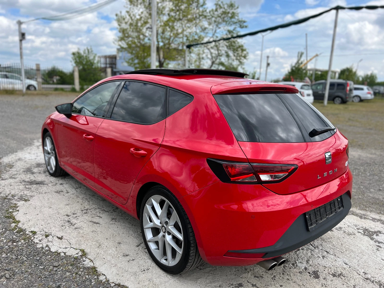 Seat Leon FR 2.0TDI 184к.с - изображение 5