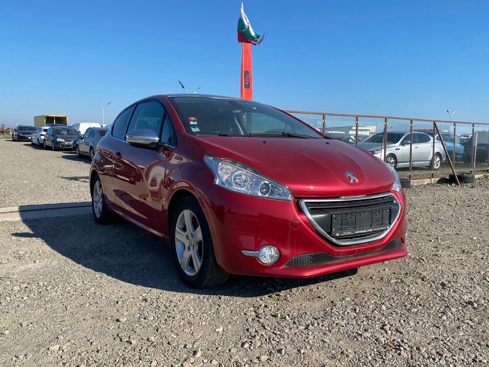 Peugeot 208 1.6i 120к SPORT - изображение 2