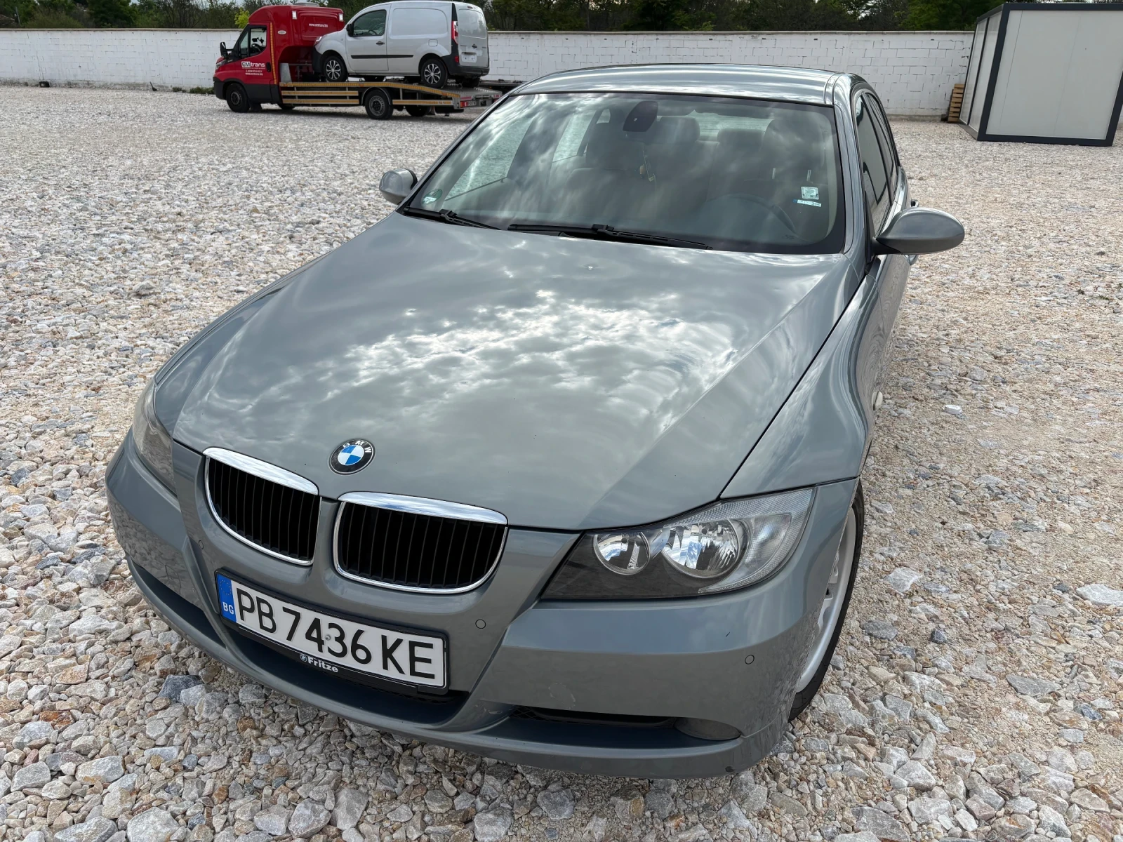 BMW 320 2.0 - изображение 2