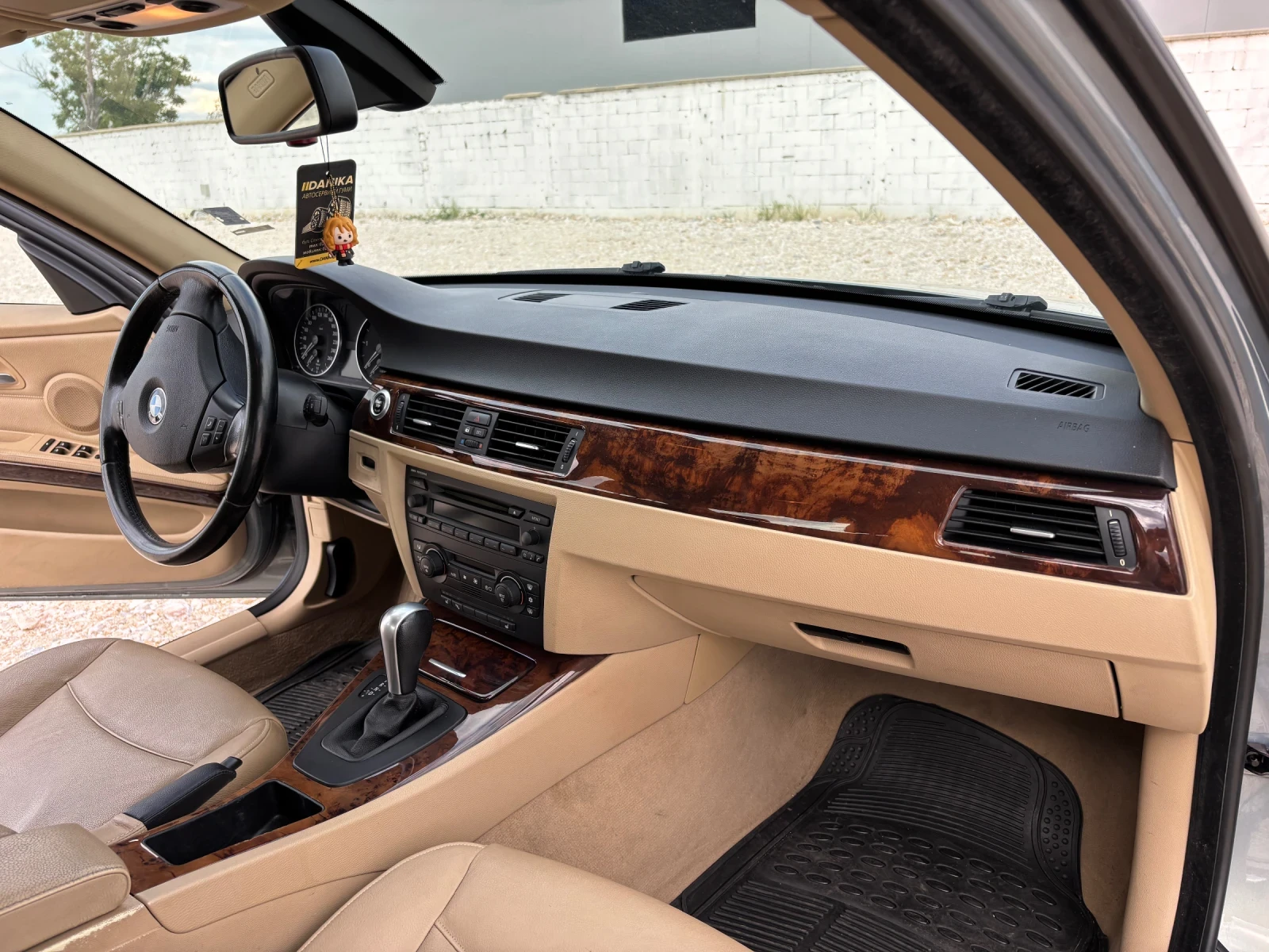 BMW 320 2.0 - изображение 5