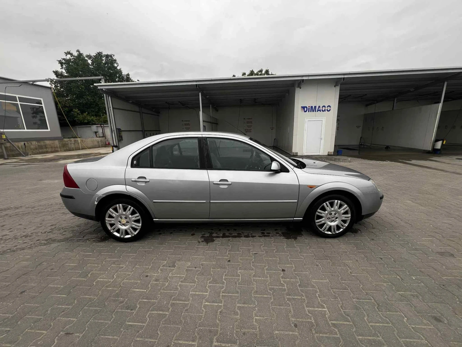 Ford Mondeo GHIA - изображение 2