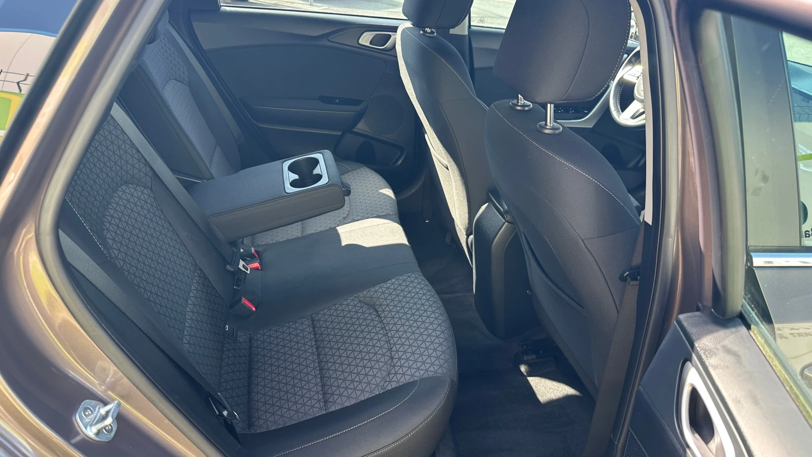 Kia Ceed SW 1.0 T-GDI Dynamic Line - изображение 10