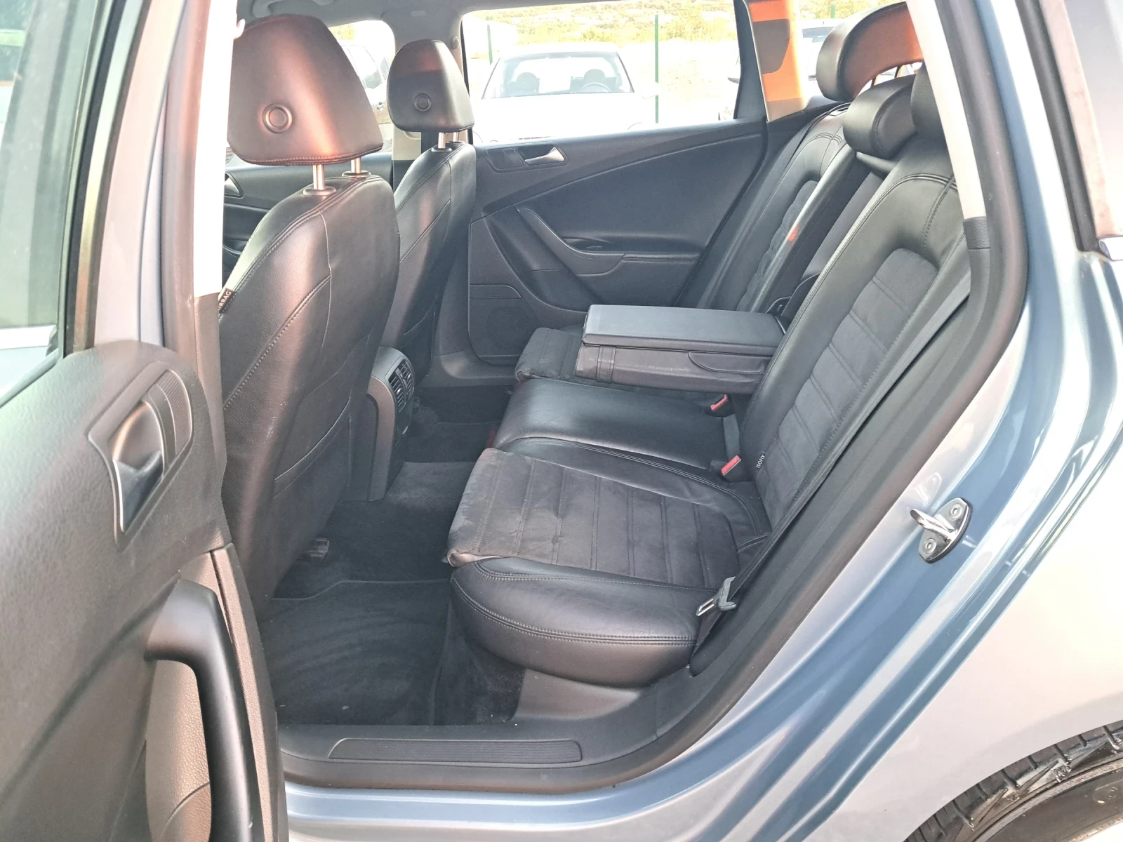 VW Passat 2, 0 tdi higlain | Mobile.bg — изображение 11