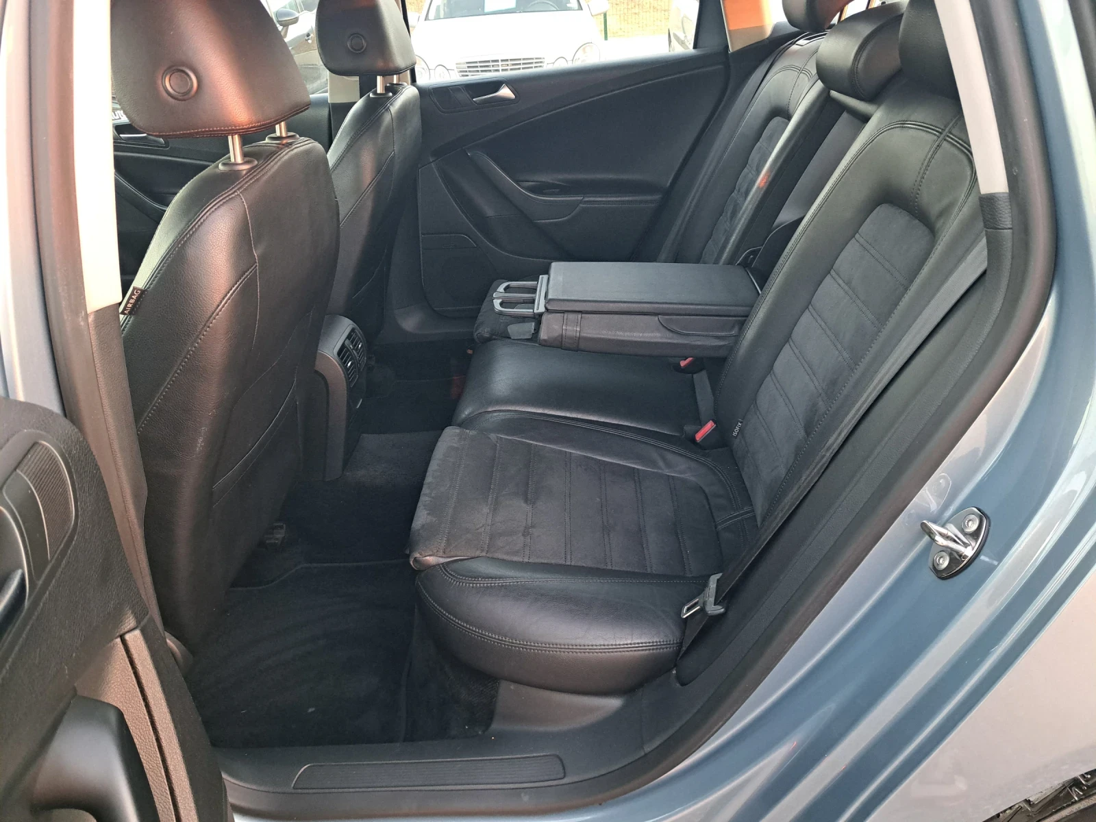 VW Passat 2, 0 tdi higlain | Mobile.bg — изображение 12
