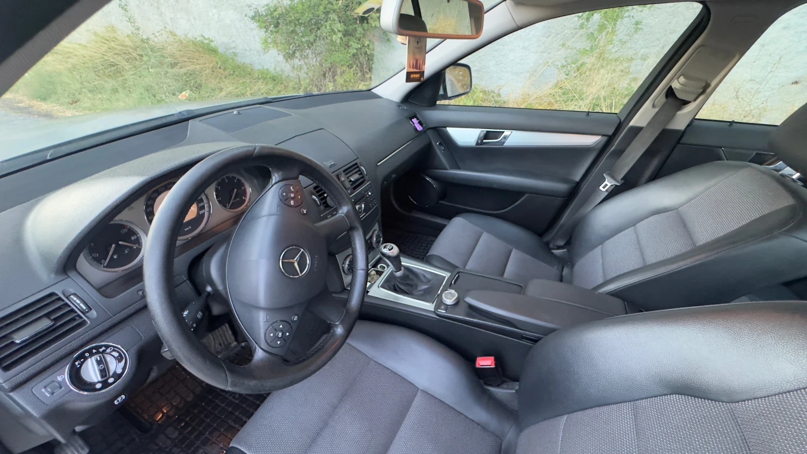 Mercedes-Benz C 220 220 CDI - изображение 10